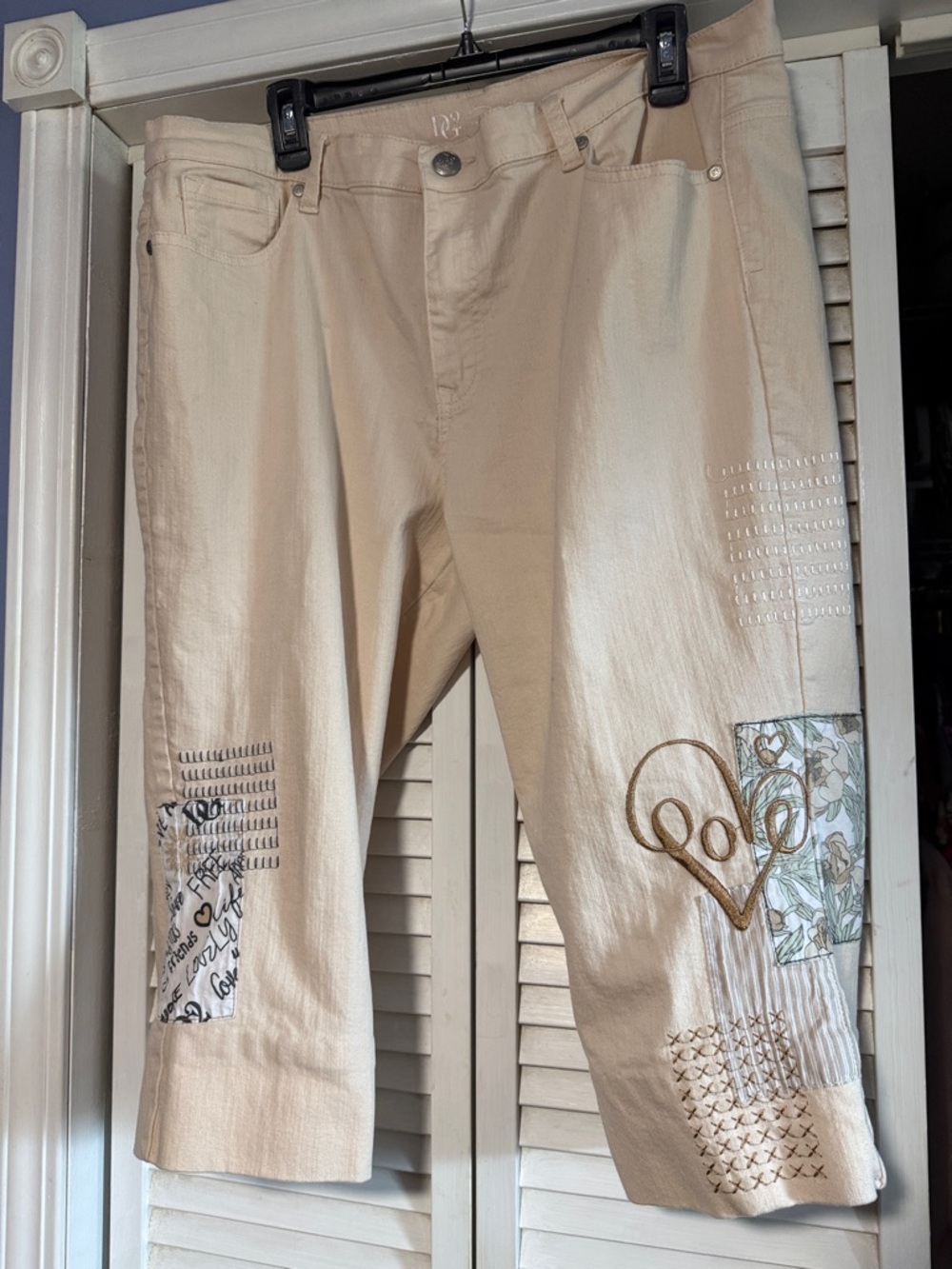 Diane Gilham 2 - Cream Cropped Patchwork Embroidered Capris